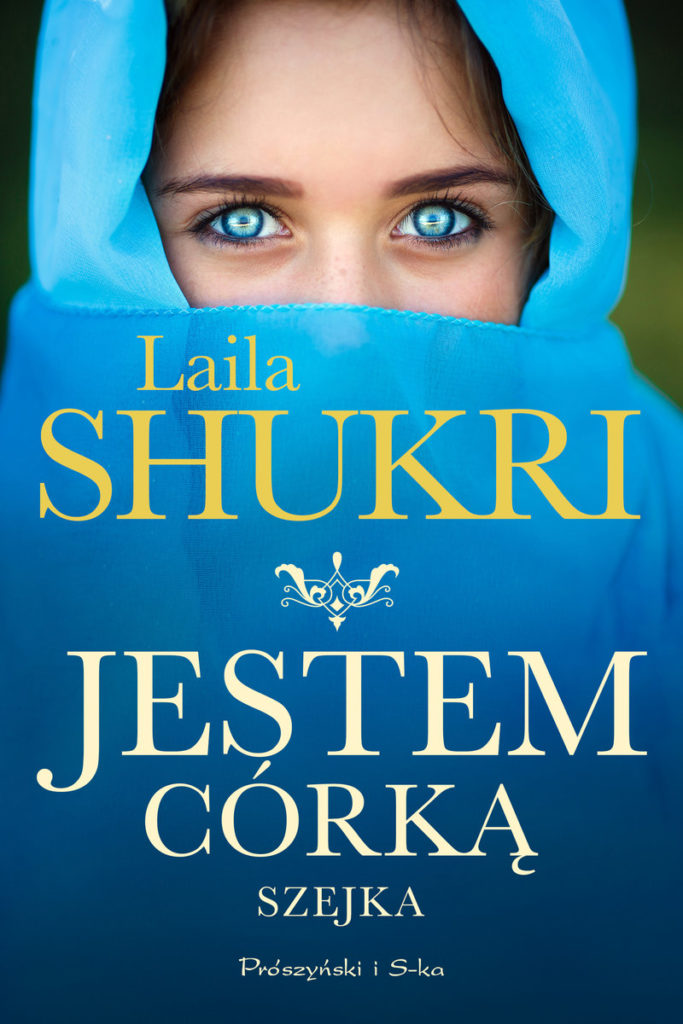 Na okładce zasłonięta niebieska chustą twarz kobiety. Widać jej błękitne oczy.